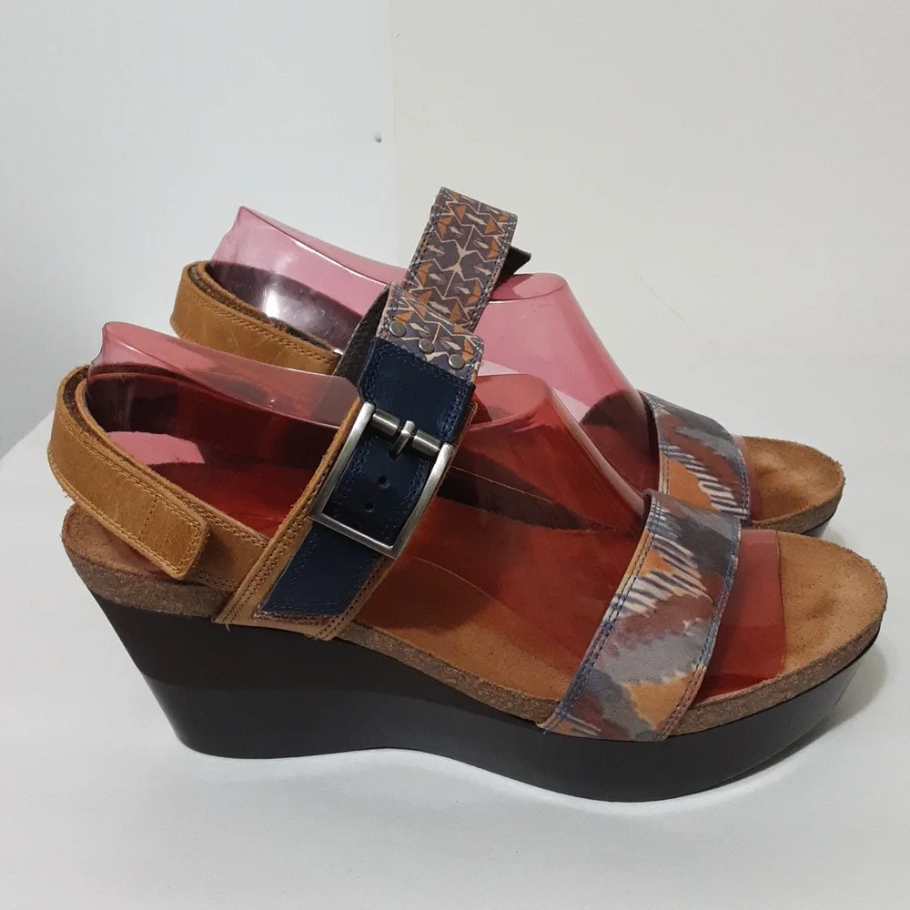 Naot Alpha‎ Wedge Sandal